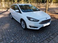 Gebraucht Ford Focus Titanium 125 PS (91 kW) 2016 Weiß Limousine