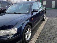 Gebraucht VW Passat 101 PS (74 kW) 1997 Blau Limousine