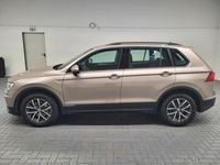 Gebraucht VW Tiguan 125 PS (91 kW) 2017 Beige (titaniumbeigemet.) SUV