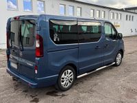 Gebraucht Opel Vivaro 145 PS (106 kW) 2016 Blau Van / Kleinbus
