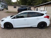 Gebraucht Ford Focus RS 460 PS (338 kW) 2017 Weiß Limousine