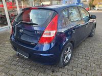 Gebraucht Hyundai i30 Classic 90 PS (66 kW) 2008 Blau Kombi