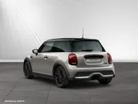 Gebraucht Mini Cooper S 178 PS (130 kW) 2023 Melting silver iii metallic Kleinwagen