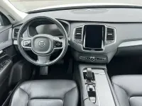 Gebraucht Volvo XC90 Momentum 235 PS (172 kW) 2021 Weiß SUV