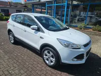 Gebraucht Ford Kuga SYNC Edition 120 PS (88 kW) 2016 Frostweiß SUV
