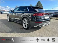 Gebraucht Audi Q8 Sport 340 PS (250 kW) 2023 Schwarz SUV