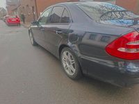 Gebraucht Mercedes E220 150 PS (110 kW) 2004 Limousine
