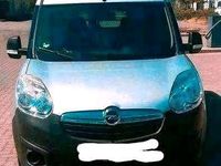 Gebraucht Opel Combo 105 PS (77 kW) 2014 Silber Van / Kleinbus