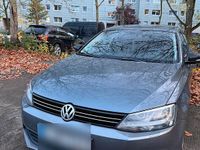 Gebraucht VW Jetta Comfortline 105 PS (77 kW) 2011 Grau Limousine
