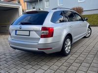 Gebraucht Skoda Octavia Style 116 PS (85 kW) 2017 Silber Kombi