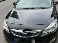 Gebraucht Opel Astra 140 PS (102 kW) 2010 Schwarz Kleinwagen