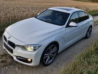 Gebraucht BMW 330 Sport Line 258 PS (189 kW) 2014 Weiß Limousine