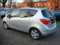 Gebraucht Opel Meriva Edition 101 PS (74 kW) 2010 Silber Van / Kleinbus