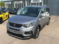 Gebraucht Peugeot Rifter 131 PS (96 kW) 2021 Grau Van / Kleinbus