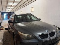 Gebraucht BMW 525 193 PS (141 kW) 2004 Kombi