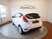 Gebraucht Ford Fiesta 82 PS (60 kW) 2010 Weiß Kleinwagen