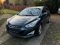 Gebraucht Hyundai i40 136 PS (100 kW) 2014 Grau Kombi