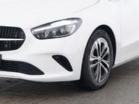Gebraucht Mercedes B180 Progressive 136 PS (100 kW) 2024 Unilack polarweiß Van / Kleinbus