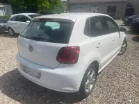 Gebraucht VW Polo Comfortline 75 PS (55 kW) 2010 Weiß Kleinwagen