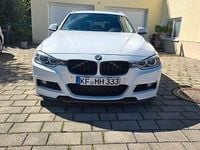 Gebraucht BMW 330 Sport Line 258 PS (189 kW) 2014 Weiß Kombi