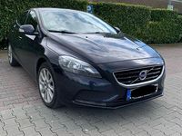 Gebraucht Volvo V40 150 PS (110 kW) 2015 Blau Limousine