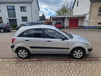 Gebraucht Kia Rio EX 97 PS (71 kW) 2009 Silber Limousine