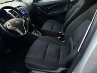 Gebraucht Hyundai ix20 125 PS (91 kW) 2016 Silber Kleinwagen