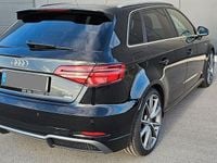 Second-hand Audi A3 S-Line 150 CP (110 kW) 2017 Negru Berlinǎ