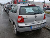 Gebraucht VW Polo 54 PS (39 kW) 2003 Silber Kleinwagen