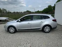 Gebraucht Renault Mégane GrandTour Authentique 110 PS (80 kW) 2010 Platingrau Kombi