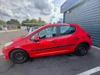 Gebraucht Peugeot 207 86 PS (63 kW) 2005 Rot Kleinwagen
