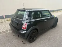 Käytetty Mini ONE 75 HP (55 kW) 2013 Musta Viistoperä