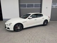 Gebraucht Maserati Ghibli 409 PS (300 kW) 2015 Weiß Limousine