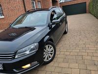 Gebraucht VW Passat 105 PS (77 kW) 2012 Schwarz Kombi
