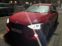 Gebraucht BMW 118 Sport Line 143 PS (105 kW) 2013 Rot Kleinwagen
