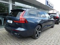 Gebraucht Volvo V60 Plus 197 PS (144 kW) 2025 Denim blue (blau) Kombi