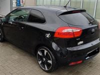 Gebraucht Kia Rio FIFA World Cup Edition 109 PS (80 kW) 2014 Schwarz Limousine