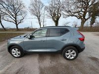 Gebraucht Volvo XC40 163 PS (119 kW) 2019 Grau SUV