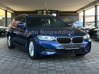 Gebraucht BMW 520 Advantage 190 PS (139 kW) 2023 Blau Kombi