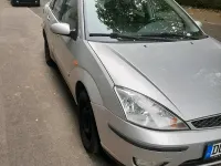 Gebraucht Ford Focus Ghia 100 PS (73 kW) 2002 Silber Limousine