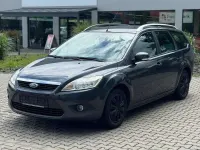 Gebraucht Ford Focus 101 PS (74 kW) 2009 Grau Kombi