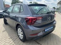 Gebraucht VW Polo Life 80 PS (58 kW) 2024 Rauchgrau metallic Limousine