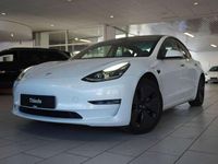 Gebraucht Tesla Model 3 366 kW (498 PS) 2022 Pearl white multicoat Limousine