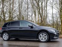 Gebraucht VW Golf VII Style 150 PS (110 kW) 2020 Schwarz Limousine