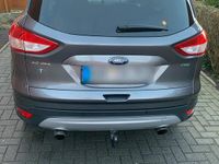 Gebraucht Ford Kuga Trend 150 PS (110 kW) 2014 Grau SUV