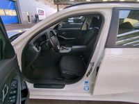 Gebraucht BMW 320e Advantage 204 PS (150 kW) 2021 Weiß Kombi