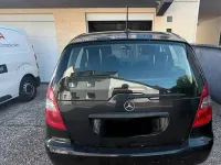 Gebraucht Mercedes A160 95 PS (69 kW) 2011 Schwarz Kleinwagen