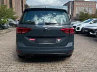 Gebraucht VW Touran 150 PS (110 kW) 2023 Grau Van / Kleinbus