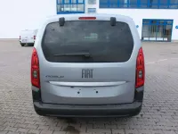 Neu Fiat Doblò 131 PS (96 kW) 2026 Grau Van / Kleinbus