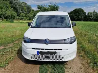 Gebraucht VW Caddy 102 PS (75 kW) 2024 Weiß Van / Kleinbus